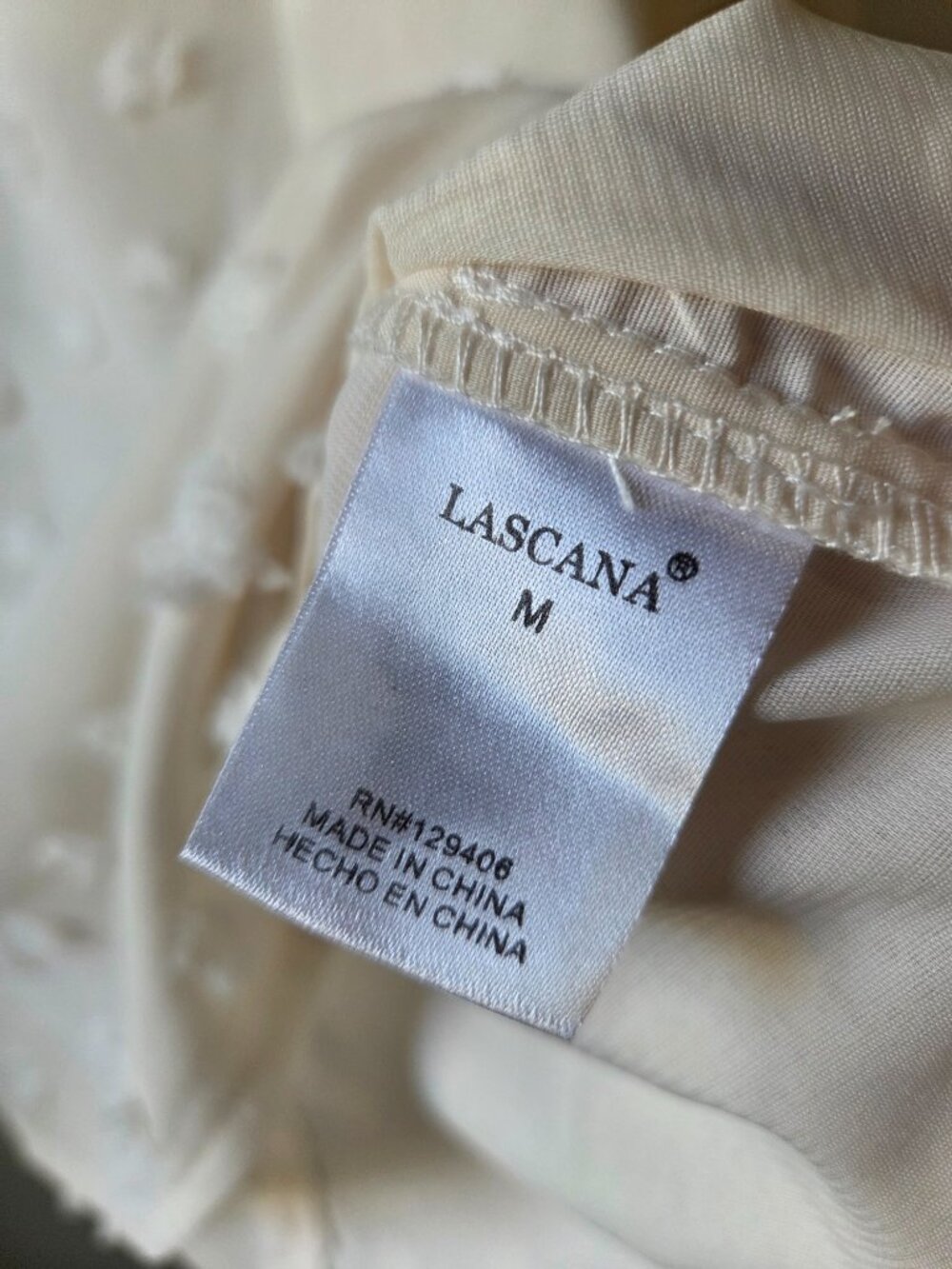 NEW NEVER WORN LASCANA TEXTURED CREAM TOP PUFFED SLEEVES M - Picture 14 of 16